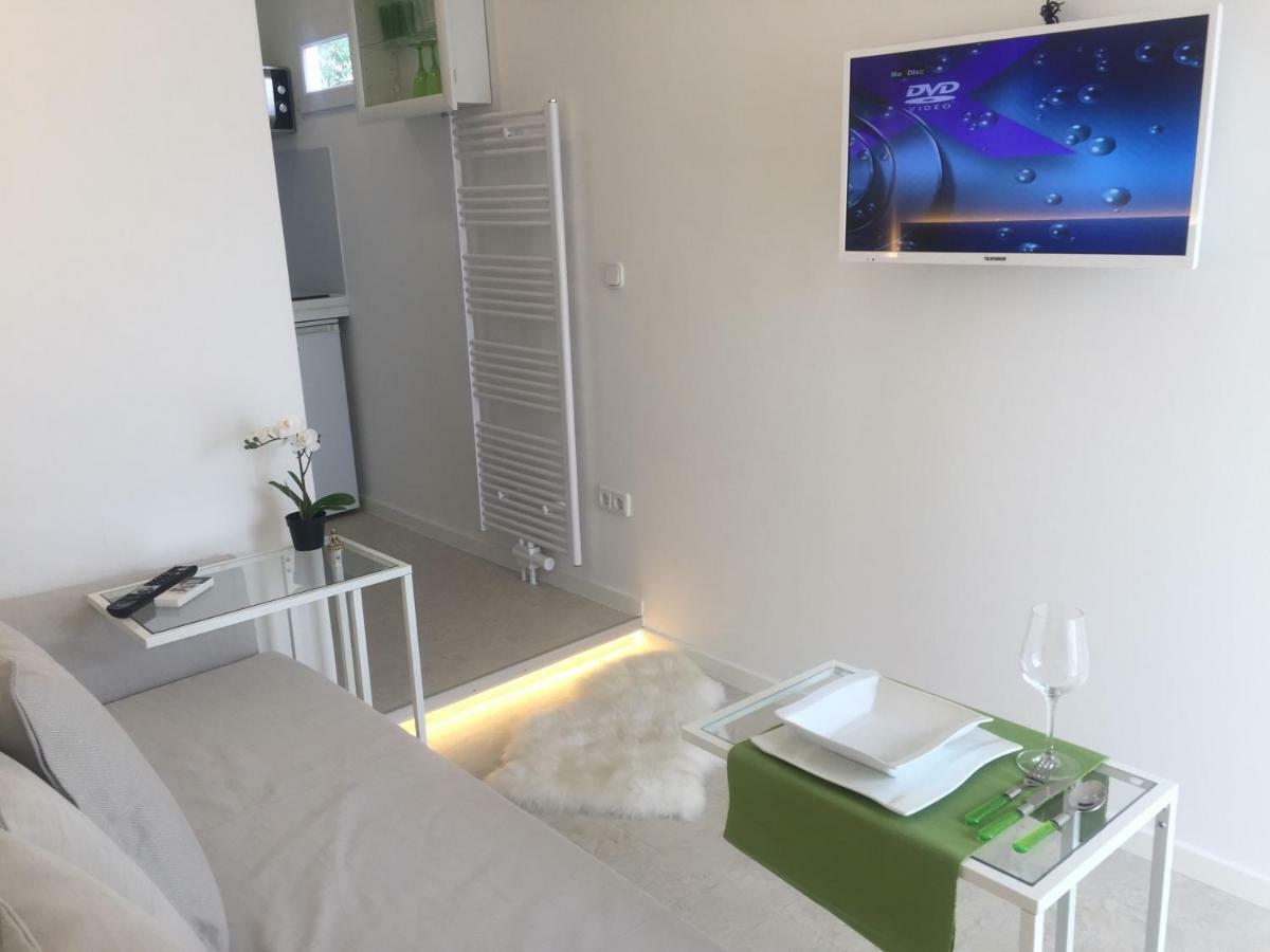 Privatzeit The Green Mile Leverkusen Exterior foto